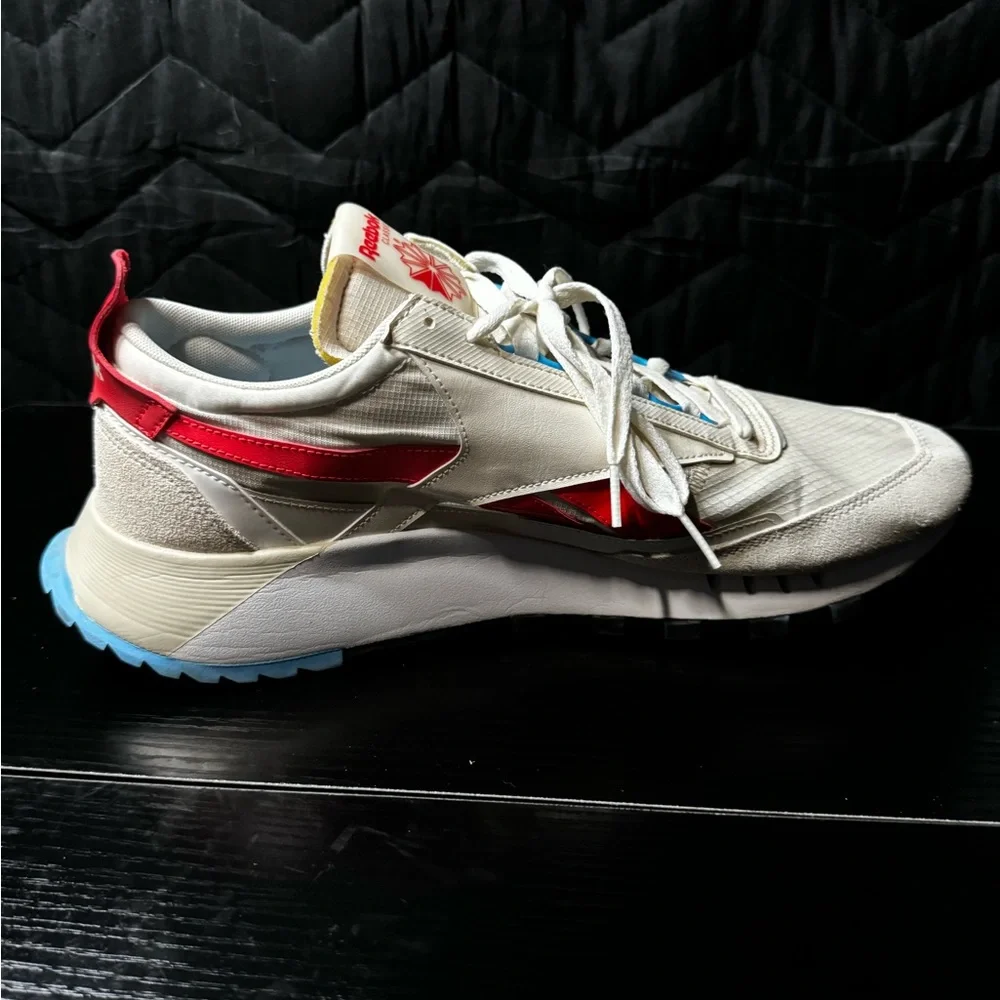 Men’s Reebok - Picture 6 of 8